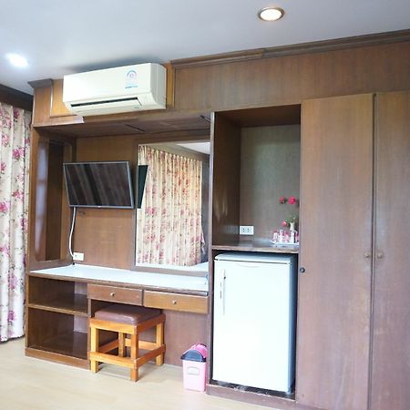 Eiffel Inn Ranong Luaran gambar